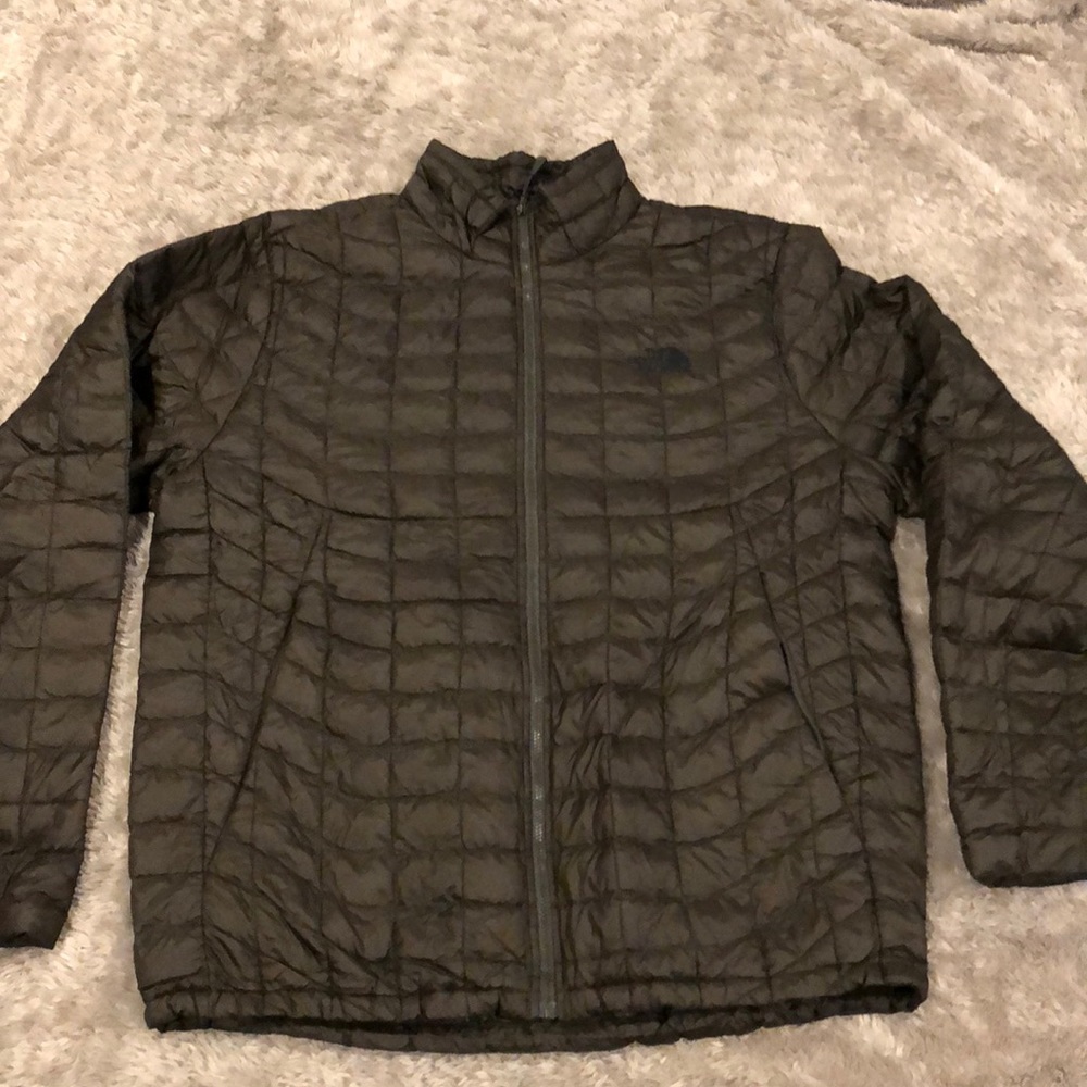Men’s North Face Nano Puff Jacket - size large